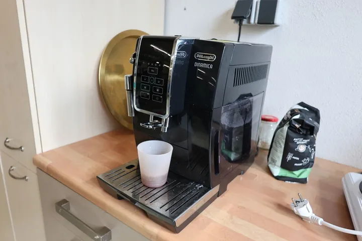 DeLonghi Dinamica Kaffeemaschine